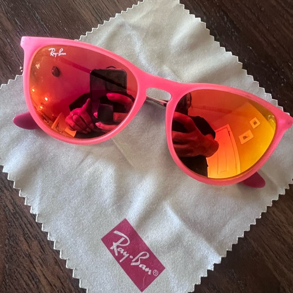 Ray-Ban Jr. Izzy sunglasses